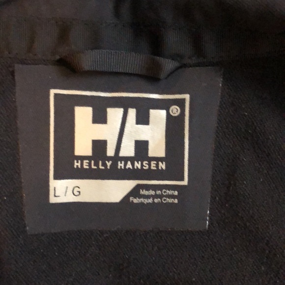 Helly Hansen Shell with Fleece Lining 🍁 - Picture 3 of 3